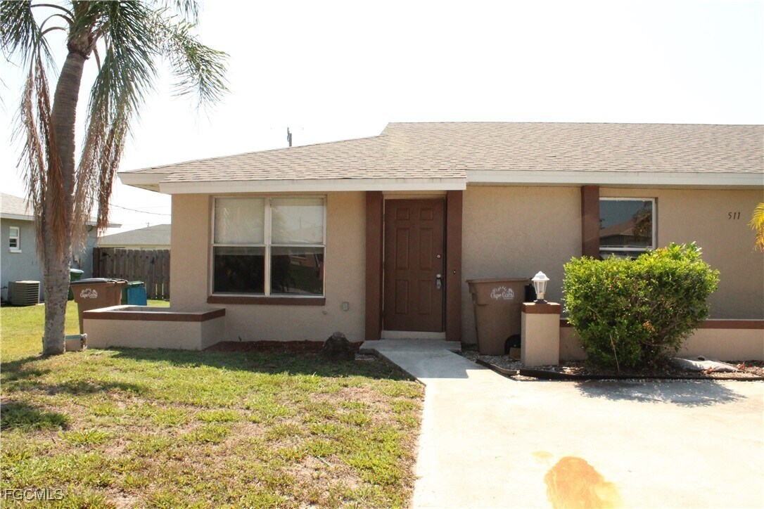 Foto principal - 511 SE 5th Pl