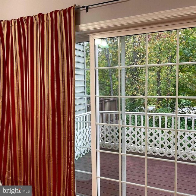 Foto del edificio - 129 Winterberry Way