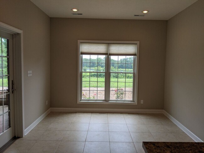 Foto del edificio - 5456 Dairy Ln