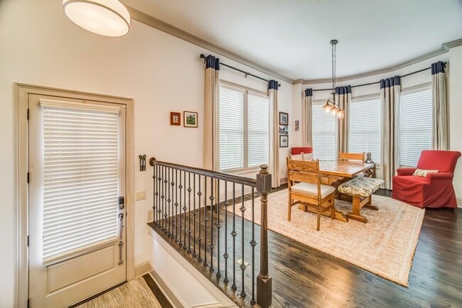 Foto del edificio - 1256 Virginia Ct