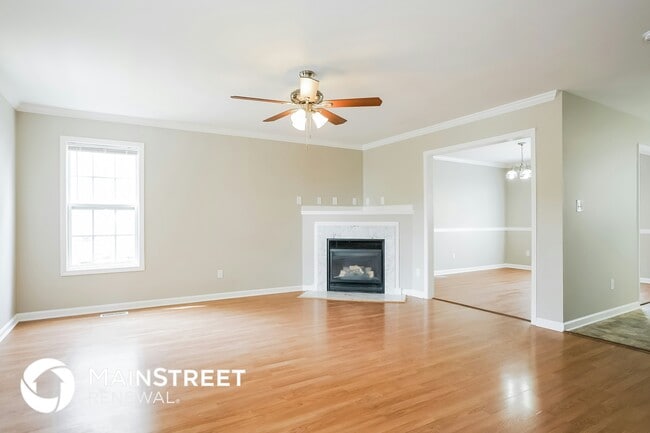 Foto del edificio - 4917 Windblown Ct