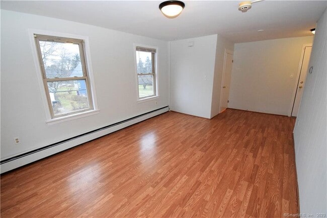 Foto del edificio - 28 Drive Way