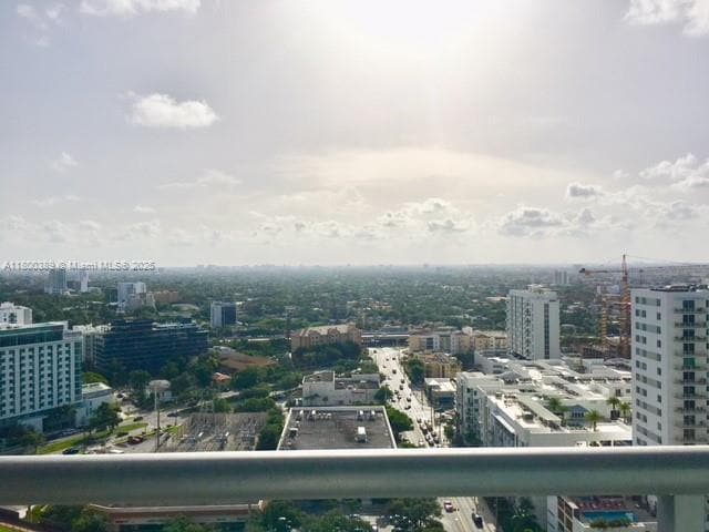 Foto del edificio - 60 SW 13th St