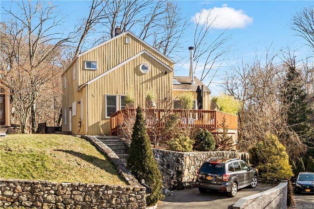 Primary Photo - 48 Bungalow Rd