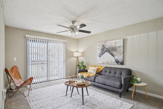 Foto del edificio - The Villages Apartment Homes