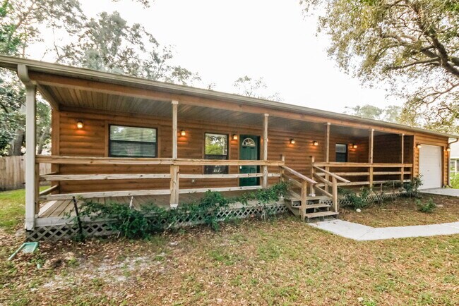 Foto del edificio - 411 Leafy Way Ave