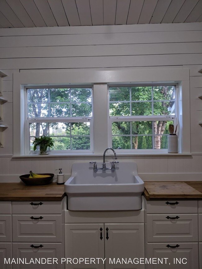 Foto del edificio - 5 br, 2 bath House - 4874 SW 182ND AVE