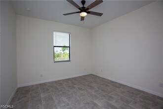 Building Photo - 2102 NW 6th Pl