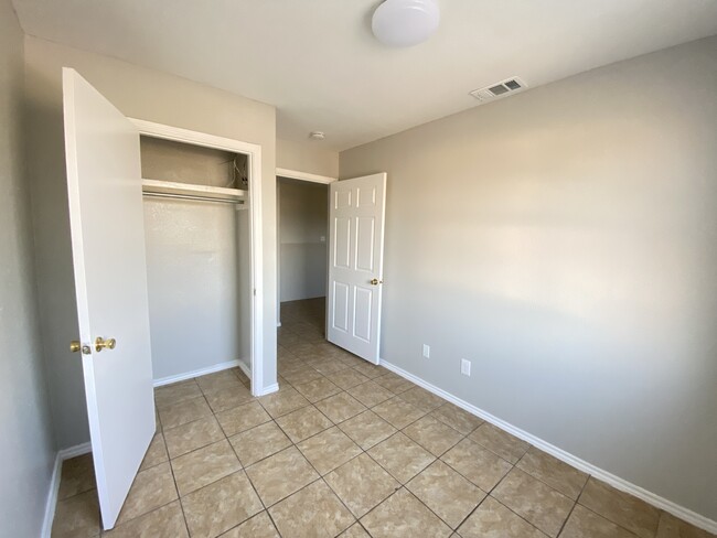 Bedroom - 624 W Santa Rosa Ave