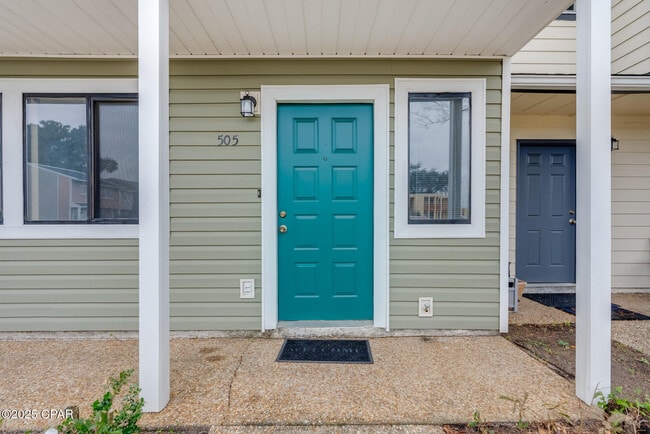 Foto del edificio - 505 Palermo Rd