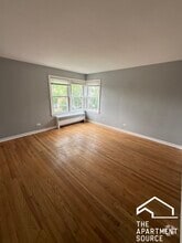Building Photo - 2754 W North Shore Ave
