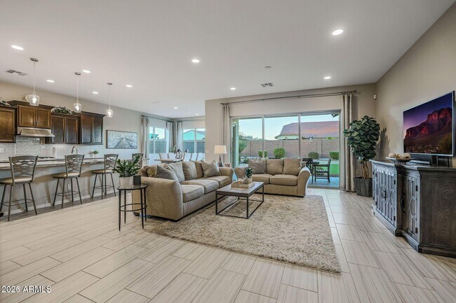 Foto del edificio - 18626 W Elm St