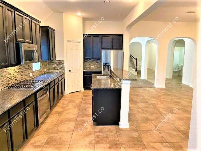 Foto del edificio - 19903 Lizzie Ridge Ln