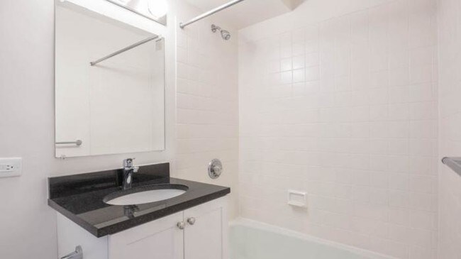 Foto del edificio - 1 bedroom in Boston MA 02114