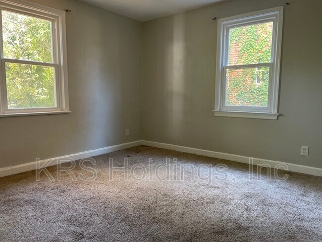 Foto del edificio - 2422 Tidewater Dr