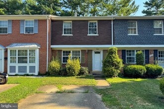 Building Photo - 7844 Snead Ln