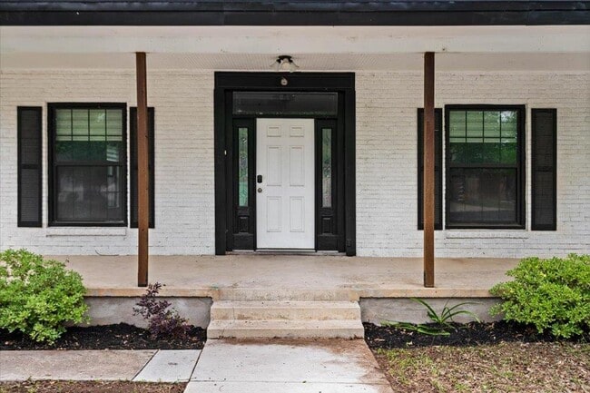 Building Photo - 10302 Aspen St