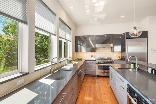 Foto del edificio - 3bd/2.5ba Seattle Home