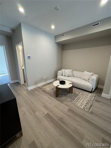 Foto del edificio - 2660 S Delaware St