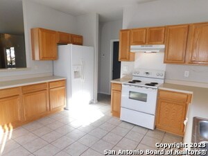 Building Photo - 9231 Foxgrove Way