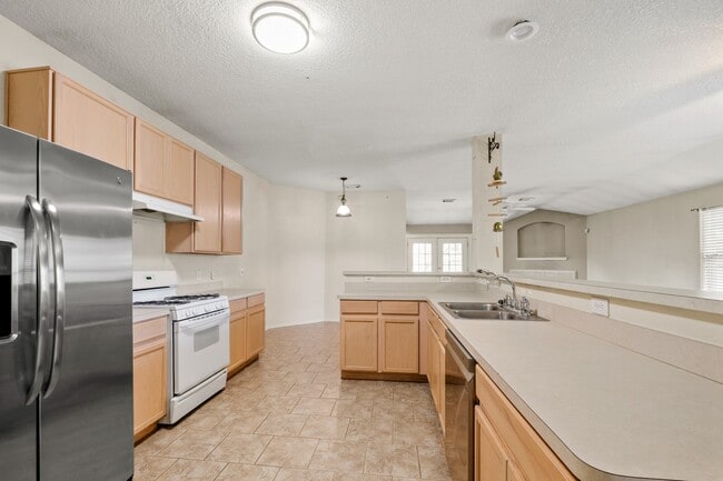 Foto del edificio - 17538 S Summit Canyon Dr