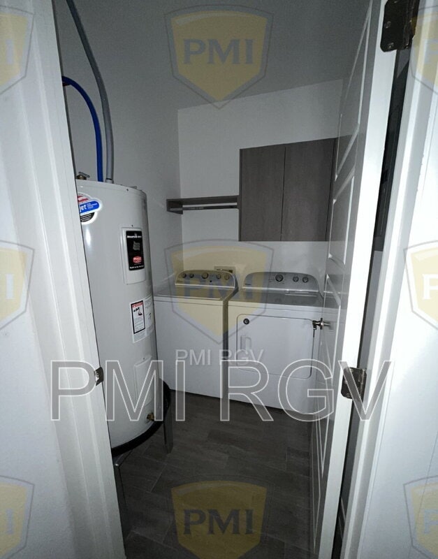 Foto del edificio - 805 W Garrison Dr