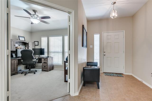 Foto del edificio - 1017 Golden Bear Ln