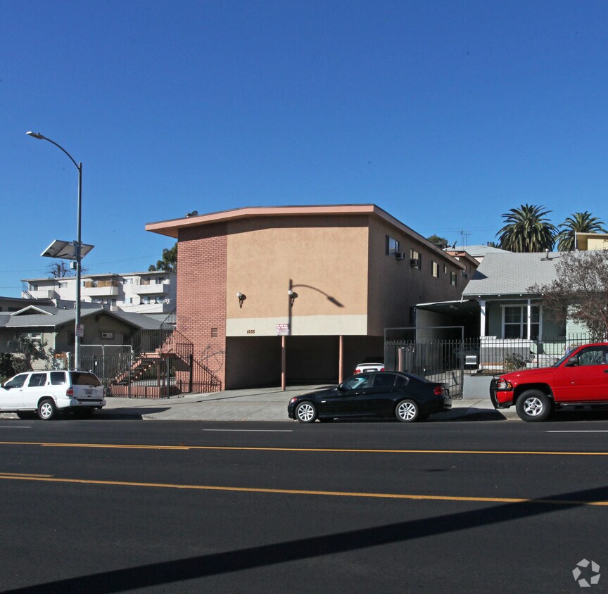 Building Photo - 1235 N Virgil Ave