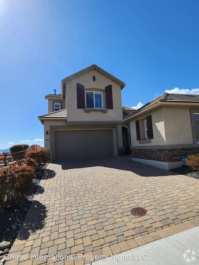 Somersett Village Houses for Rent with a Swimming Pool Reno, NV 1