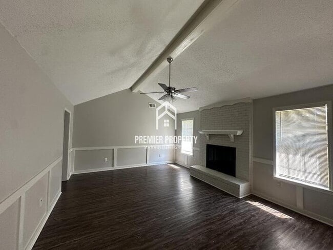 Photo - 2222 Tulip Trail Cove House