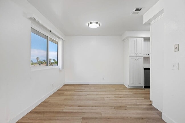 Building Photo - Updated 4BD/2BA Goleta Condo | Pool Access | Near UCSB | Easy Highway 101 Access