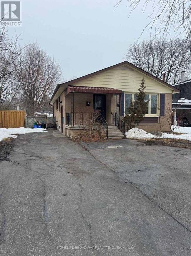 Building Photo - 381 Taylor Mills Dr N