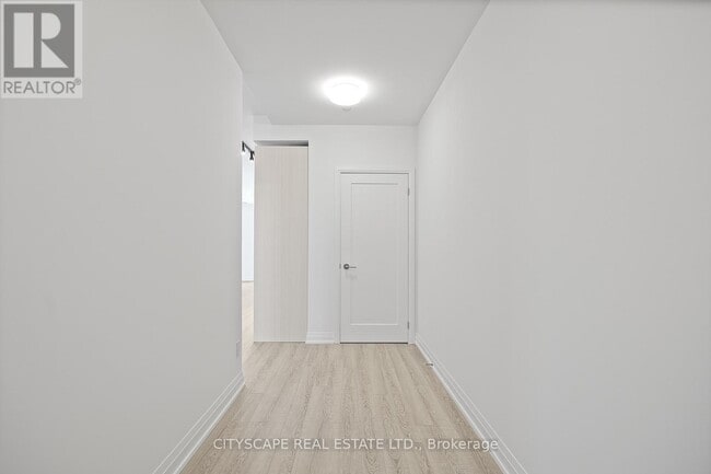 Photo du bâtiment - 286 Main St