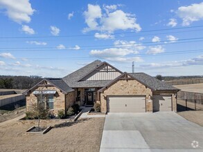 Building Photo - 1820 Meadow Crest