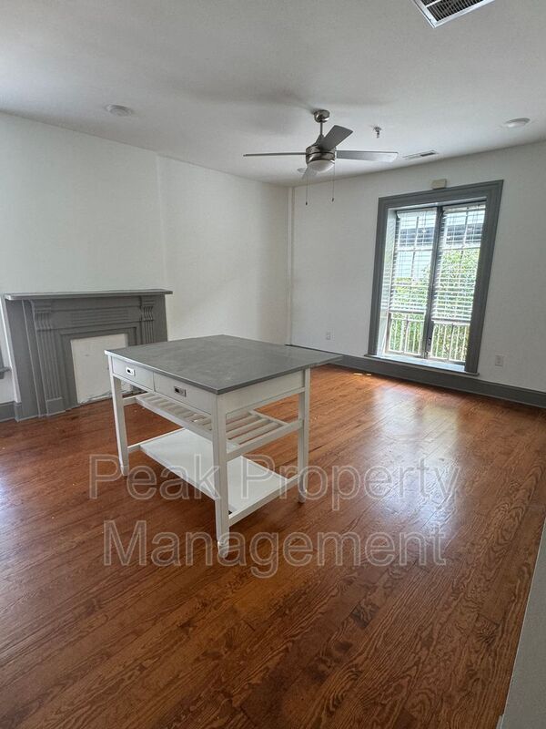 Foto del edificio - 116 N 3rd St