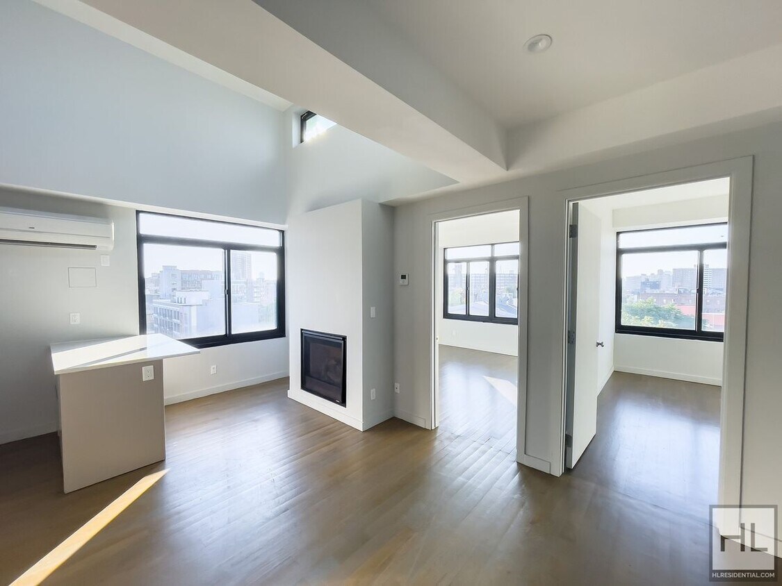 Primary Photo - Bushwick Avenue / Spacious 2 Bed 1-Bath
