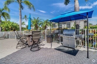 Building Photo - 9901 Sunset Cove Ln