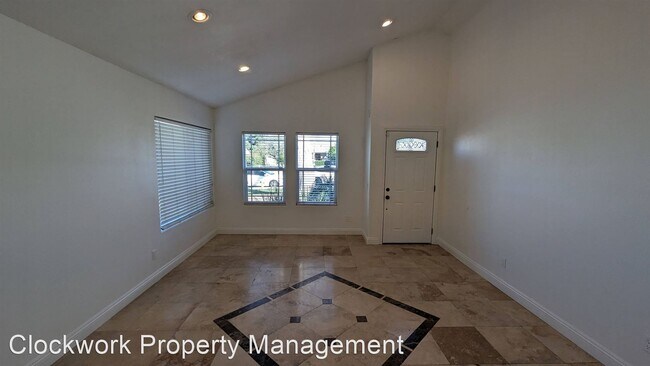 Foto del edificio - 3 br, 2 bath House - 4935 Harrison St