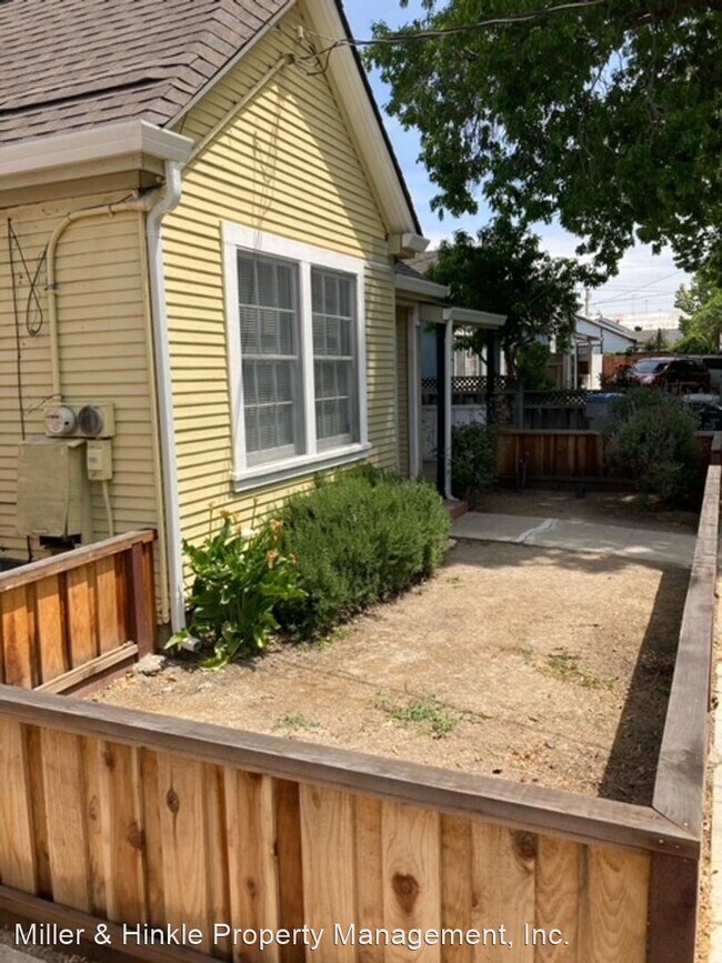 Foto del edificio - 2 br, 1 bath House - 1018 S. 6th St.