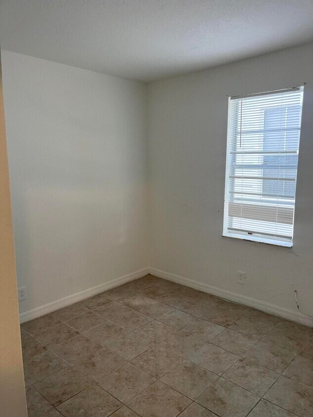Foto del edificio - 635 6th St