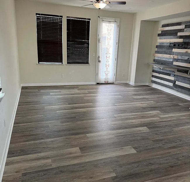 Building Photo - 88 Sluice Way