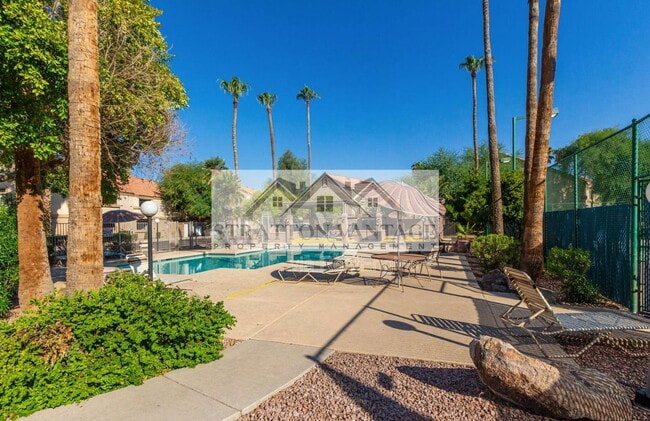 Building Photo - 1287 N Alma School Rd