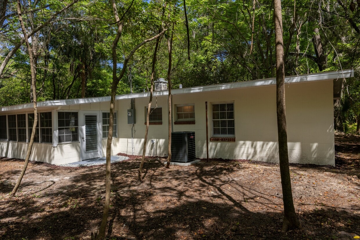 Photo - 640 NW 36th Ter (Gainesville, FL)