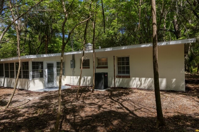 Photo - 640 NW 36th Ter House