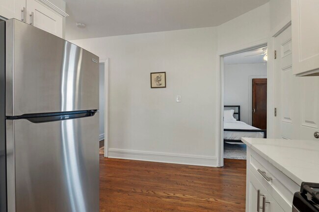 Foto del edificio - 814 W Keith Ave