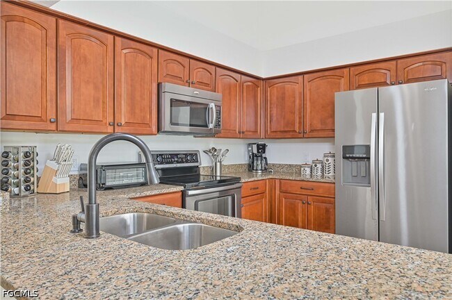 Foto del edificio - 22741 Sandy Bay Dr