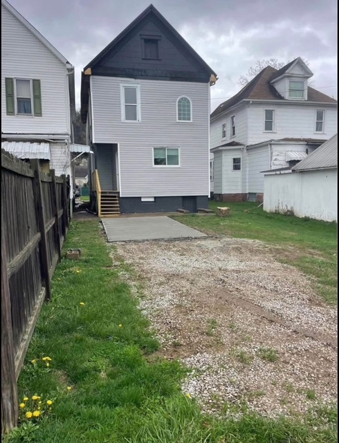 Building Photo - 740 2nd St