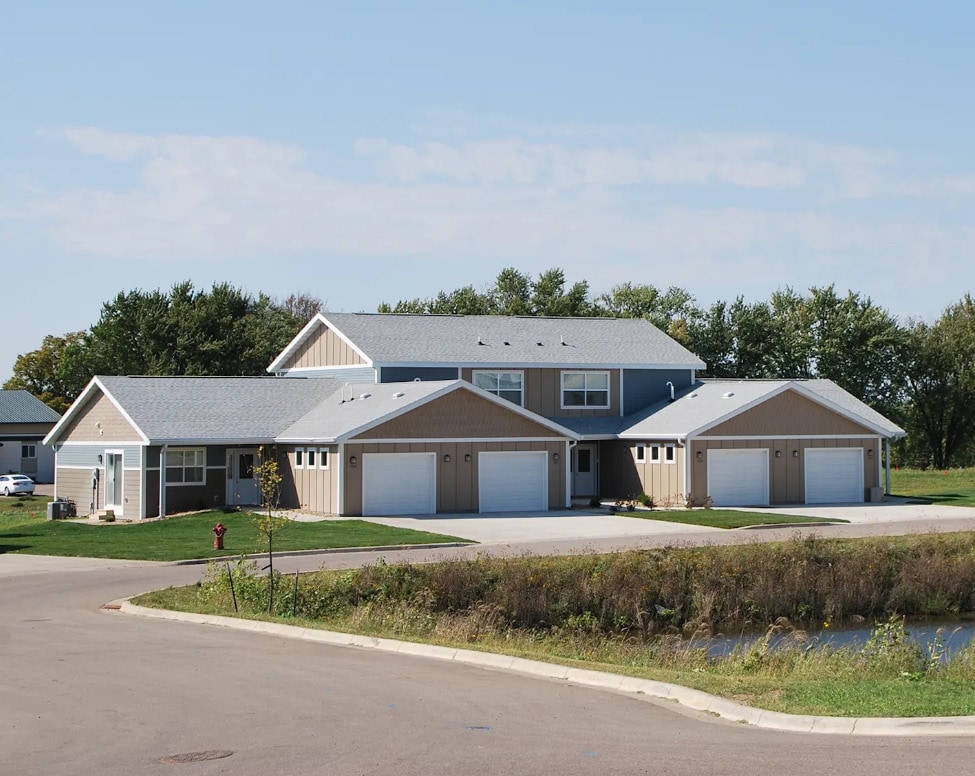 Foto principal - Eagle Ridge Townhomes