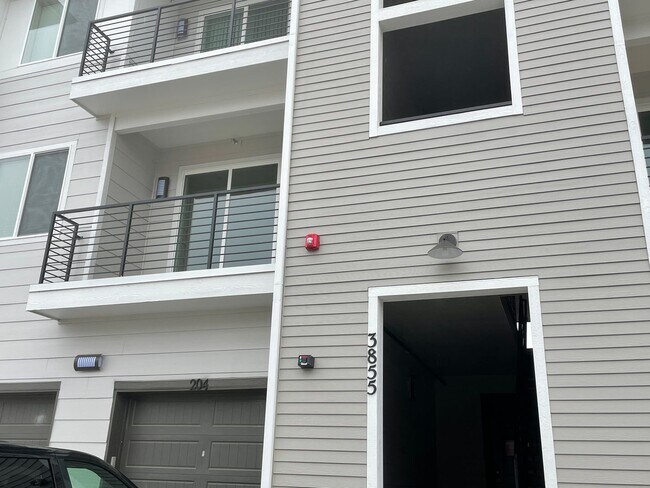 Foto del edificio - ADA approved 2 bedroom home close to conve...