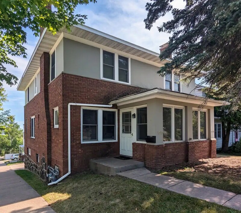 1732 E 2nd St, Duluth, MN 55812 Townhome Rentals in Duluth MN